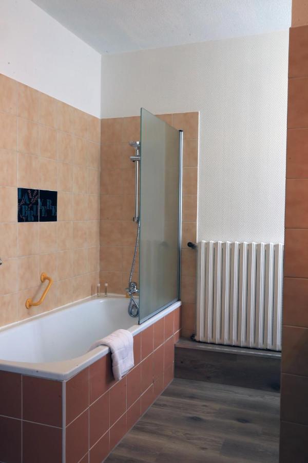 Chalvignac Hostellerie La Bruyere מראה חיצוני תמונה